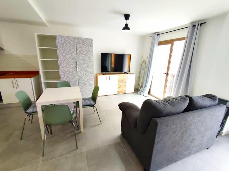 Apartament Near The Ocean In Playa San Juan Exteriör bild